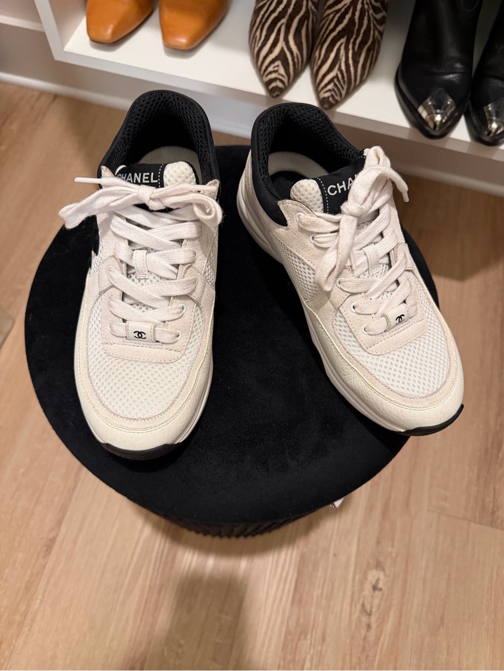 CHANEL Cream & Black Leather Chanel CC Logo Sneakers - Picture 6 of 14